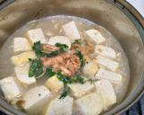 Foto langkah ke 3 dari resep Bubur Oatmeal Tahu Bayam.