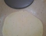 A picture of step 2 of Pie Pizza.