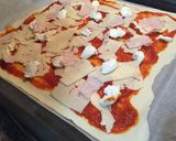 Foto del paso 3 de la receta Pizza de hojaldre con pavo y quesos