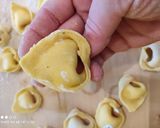 Foto del passaggio 6 della ricetta I miei tortelloni di ricotta 🤍