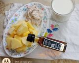 A picture of step 1 of Apple almond drink.