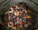 Foto langkah ke 3 dari resep Cumi cumi tumis sambal hitam #SiapRamadan.