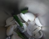A picture of step 3 of Egg potato curry.