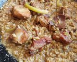Foto del paso 9 de la receta: Arroz con costillas, ajos tiernos y ceps