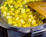 A picture of step 3 of Bottle Gourd and Beans Curry.