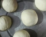 A picture of step 9 of Schezwan Noodle Momos.