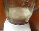 A picture of step 1 of Bloody rose milkshake.