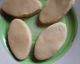 Peanuts biscuits with jam coated