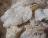 A picture of step 1 of Garlic prawn.