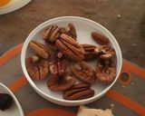 Foto del paso 2 de la receta: Ensalada de pollo con arándanos secos y nuez