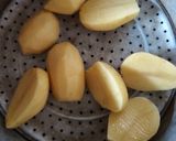 Foto langkah ke 1 dari resep Kembang seruni buah naga.