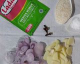 Foto langkah ke 2 dari resep Sop Sayuran Bakso Sosis Menggugah Selera.