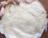 Hình bước làm 3 của món Cua phô mai - ăn dặm