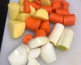 Foto del paso 1 de la receta: Crema ligera de zanahorias y otras verduras en mambo cecotec