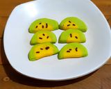 Foto langkah ke 8 dari resep Kue Kering Semangka Kuning.