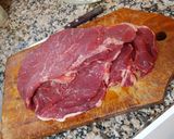 Foto del paso 1 de la receta: Bifes a la criolla
