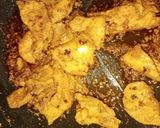 A picture of step 13 of Masala fried chicken fillet stuffed bun in pateela.