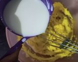 A picture of step 3 of Vanilla Tutti Frutti Muffins.