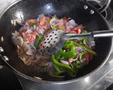 A picture of step 7 of Fried idli.