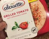 A picture of step 3 of Grilled Tomato chicken salad.