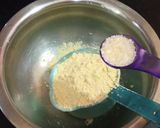 A picture of step 1 of Bread paneer Dhokla.