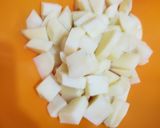 Foto del paso 2 de la receta: Papas salteadas con ajo y limón..