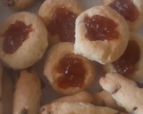 Foto del paso 3 de la receta: Variedad de galletitas con masa base sobrante de tarta dulce