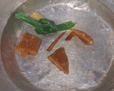Foto langkah ke 2 dari resep Wedang Semlo Khas Jogja.