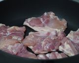 紅咖哩雞肉鮮蝦炒飯的食譜步驟1照片