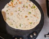 A picture of step 6 of Capsicum Papad Paratha.