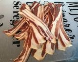 Une image de l'étape 3 de Courgettes bicolores à la pancetta corse et tomates cerise.