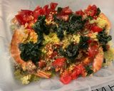 Une image de l'étape 10 de Gambas sauvages géantes marinées aux tomates, ail, citron et coriandre.