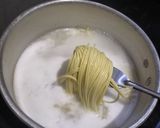 Foto langkah ke 2 dari resep Chicken Spaghetti Aglio E Olio.