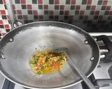 Foto langkah ke 2 dari resep Ayam Goreng Sambal Kemangi.