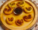 आलू मटर हार्टशेप पिनवील Heart shape pinwheels रेसिपी चरण 5 फोटो