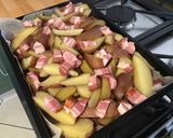 Une image de l'étape 8 de Pommes de terre au lard, poivrons et tomates.