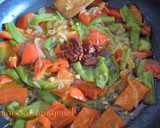 Foto del paso 3 de la receta: Marmitako de atún a la guindilla
