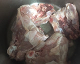 Foto del paso 2 de la receta: Caldo casero de pollo
