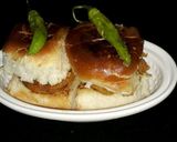 A picture of step 4 of Vada pav.
