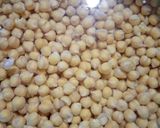 A picture of step 1 of Khatyawari cholay chaat.