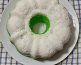 Foto langkah ke 8 dari resep Putu Ayu Jumbo Lembut Empuk.
