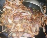 A picture of step 1 of Egg bhurji.