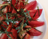 Foto langkah ke 3 dari resep Salad Tomat toping Nori 🍅.