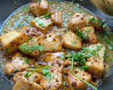 A picture of step 3 of Garlic and wine swordfish.
