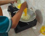Foto langkah ke 4 dari resep Tumis Toge Tahu.