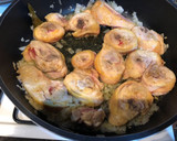 Foto del paso 1 de la receta: Pollo en salsa