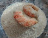Foto del paso 2 de la receta: Frutos de mar: Rabas, langostinos y camarones fritos