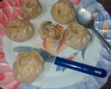 A picture of step 32 of North eastern hot momos with tangy chutney.