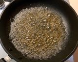 A picture of step 3 of Almond Flake Praline.