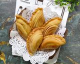 Foto langkah ke 13 dari resep Karipap (pastel singapura) isi labu kuning dan ayam.